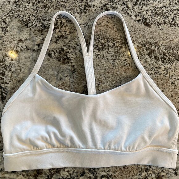 Lululemon Flow Y Bra Light Support, A–C Cups - Size 4 WHITE - Picture 1 of 2